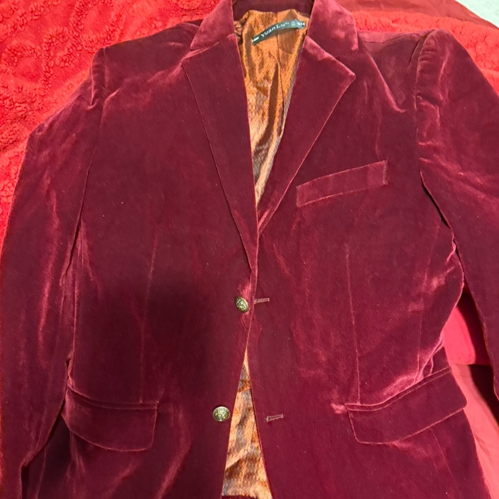 Boys size 14 burgundy velvet dress jacket